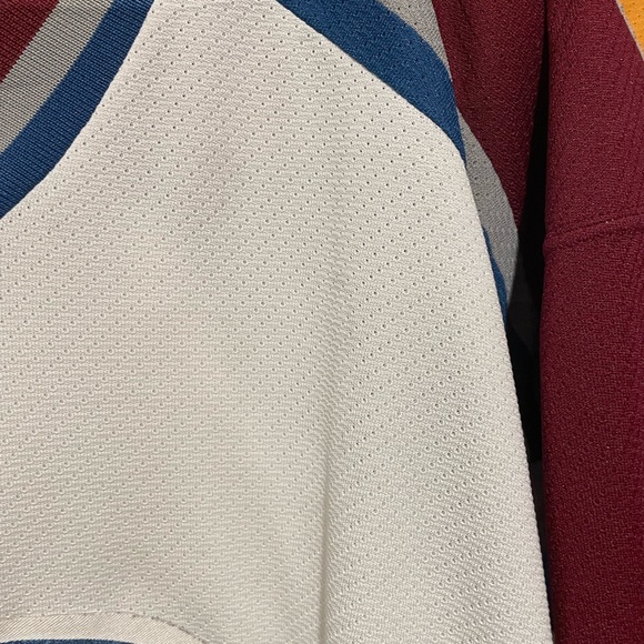 Colorado Avalanche Jersey - Picture 10 of 11